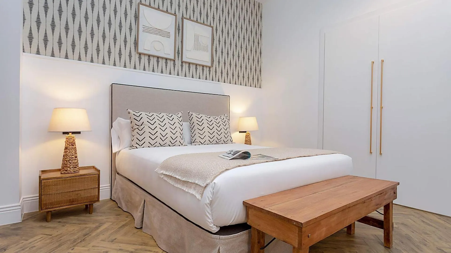 Genteel Home Lagar Seville Apartment