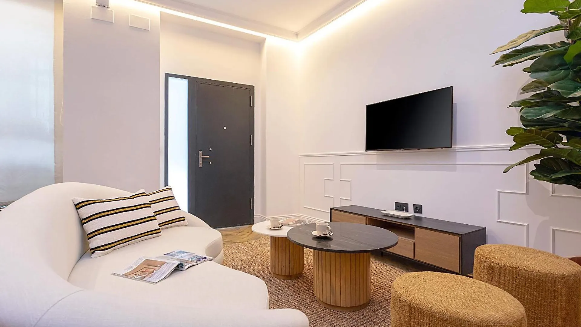 Apartment Genteel Home Lagar Seville Spain